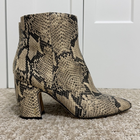 Sam Edelman Snakeskin Block Heel Ankle Boots 9.5 Pointed Toe Chic Fall - Picture 6 of 10